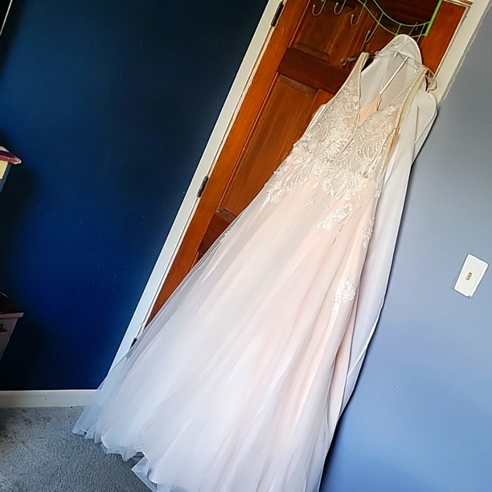 Size 12 wedding dress essence of Australia